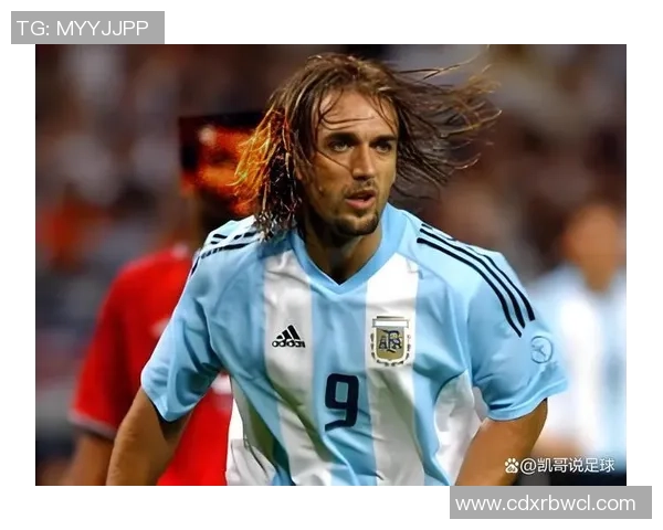 足球四强背后的传奇球星他们如何成就巅峰荣耀